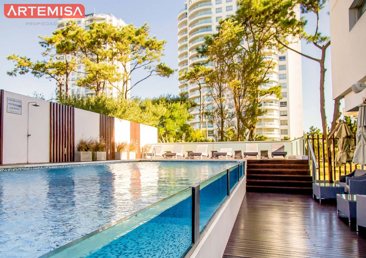 Apartamento ID.542 - Moderno Apartamento de dos Dormitorios sobre Roosevelt en Venta