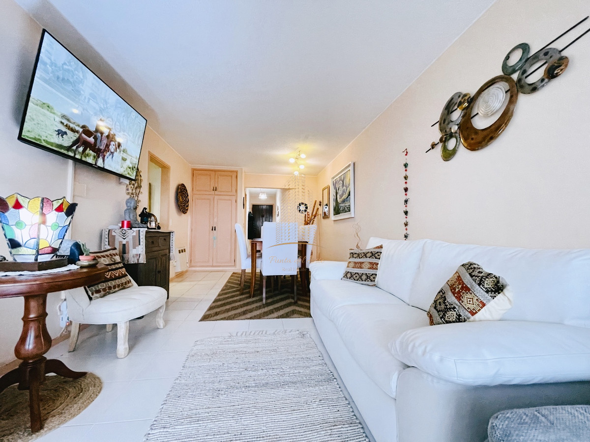 Apartamento ID.472 - Apartamento en venta frente al mar, Playa Brava Punta del Este