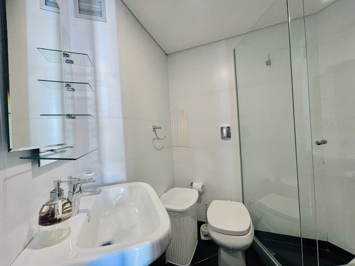 Apartamento ID.452 - Apartamento en venta con Parrillero en Playa Brava, Punta del Este 