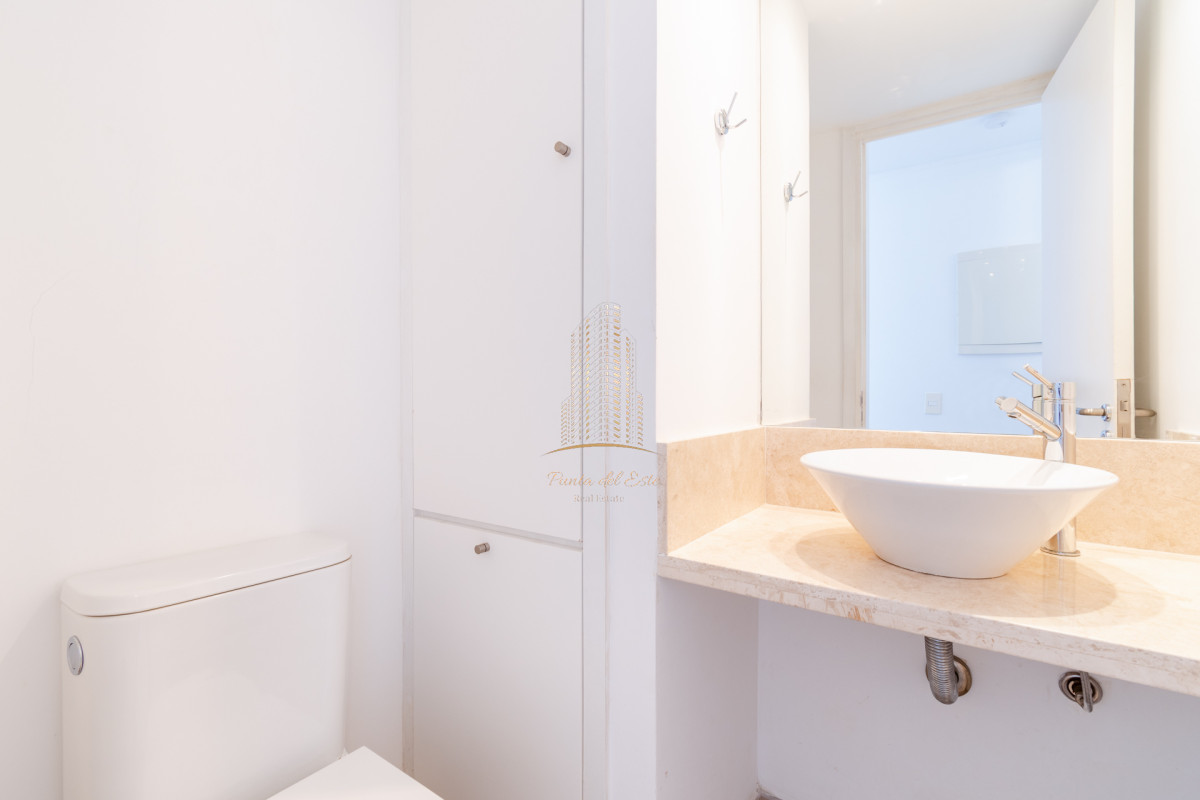 Apartamento ID.482 - Apartamento en venta y alquiler de un dormitorio con parrillero y jardin, Punta Ballena