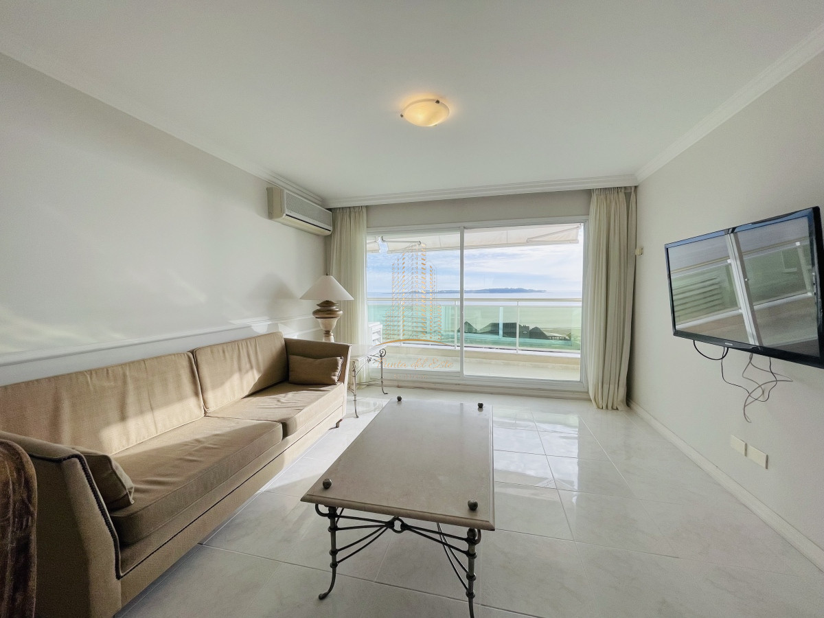 Apartamento ID.457 - Apartamento de 3 Dormitorios sobre Playa Mansa, en Venta y Alquiler, Punta del Este
