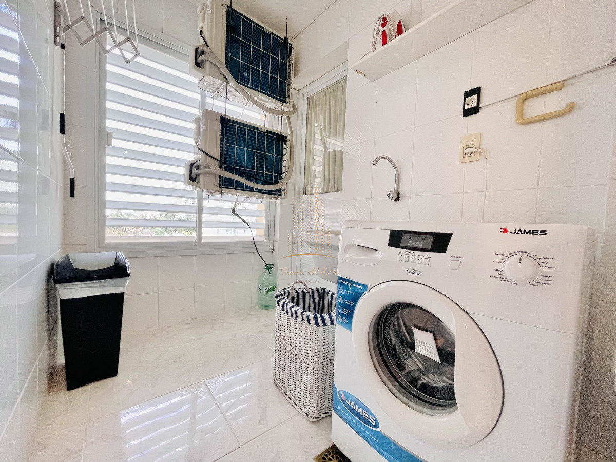 Apartamento ID.457 - Apartamento de 3 Dormitorios sobre Playa Mansa, en Venta y Alquiler, Punta del Este