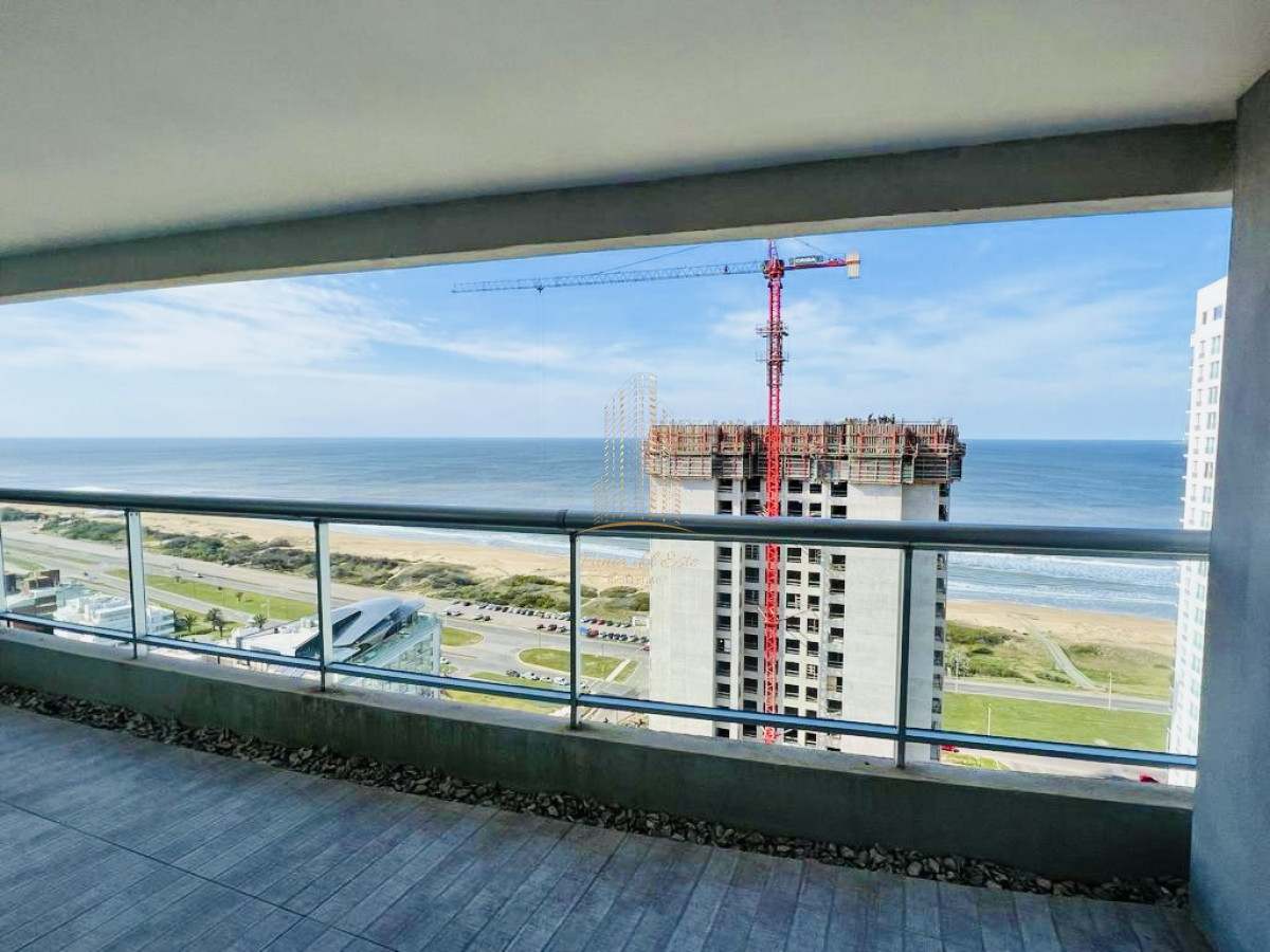 Apartamento ID.1049 - Alquiler temporario de Apartamento de 2 Dormitorios con Parrillero en torre Premium, Playa Brava