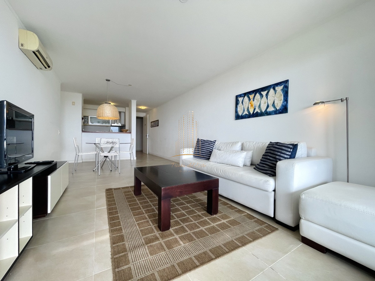 Apartamento ID.482 - Apartamento en venta y alquiler de un dormitorio con parrillero y jardin, Punta Ballena