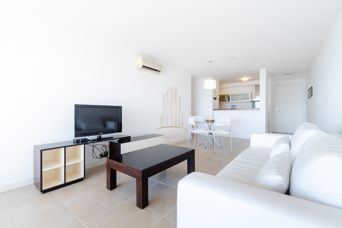 Apartamento ID.482 - Apartamento en venta y alquiler de un dormitorio con parrillero y jardin, Punta Ballena