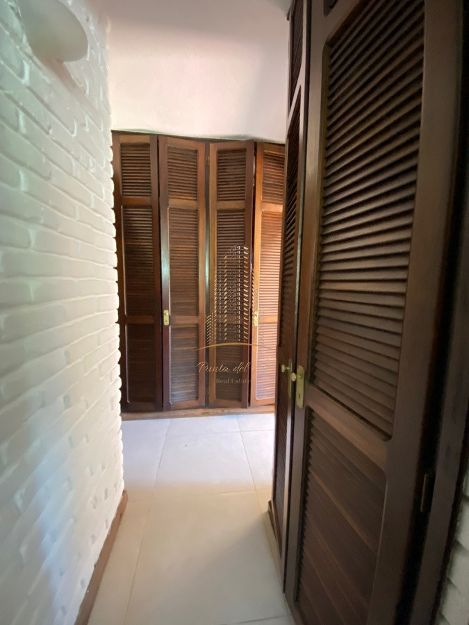 Casa ID.461 - Alquiler temporario de casa de tres dormitorios con piscina en Punta del Este