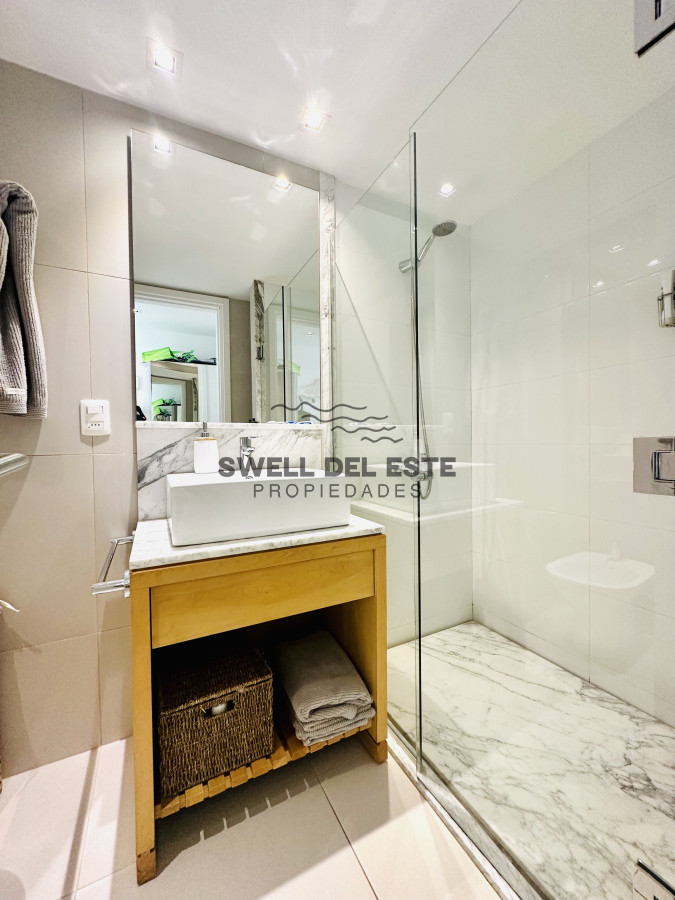 Apartamento ID.100 - Venta de Apartamento de 2 Dormitorios y Parrillero en la Loma de la Ballena en exclusivo complejo