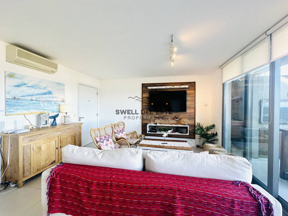 Apartamento ID.100 - Venta de Apartamento de 2 Dormitorios y Parrillero en la Loma de la Ballena en exclusivo complejo