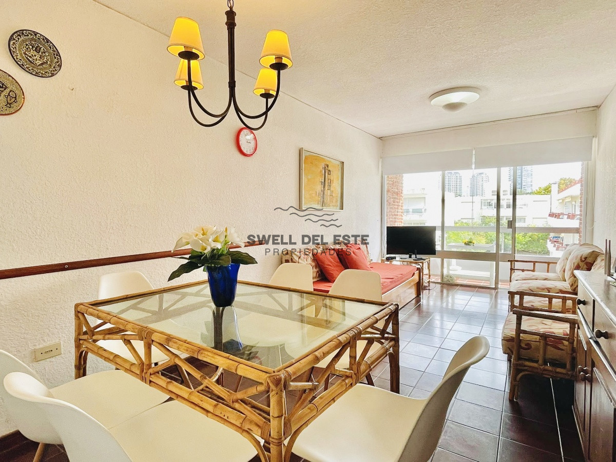 Apartamento ID.81 - Apartamento de 2 Dormitorios en Aidy Grill a Pocos Metros de Playa Brava - Venta