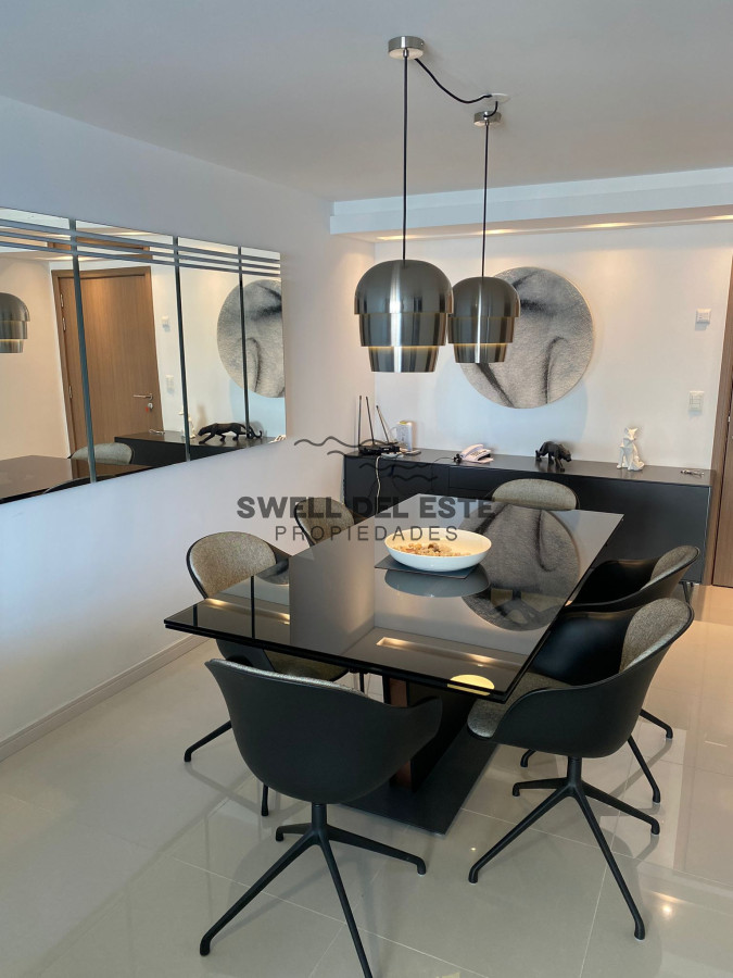 Apartamento ID.241 - Venta de gran apartamento de 3 dormitorios con parrillero propio en Playa Brava, Punta del Este