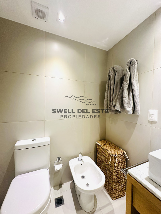 Apartamento ID.100 - Venta de Apartamento de 2 Dormitorios y Parrillero en la Loma de la Ballena en exclusivo complejo