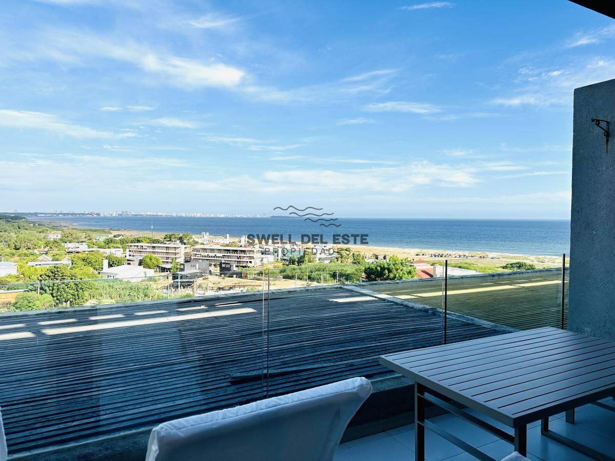 Apartamento ID.100 - Venta de Apartamento de 2 Dormitorios y Parrillero en la Loma de la Ballena en exclusivo complejo