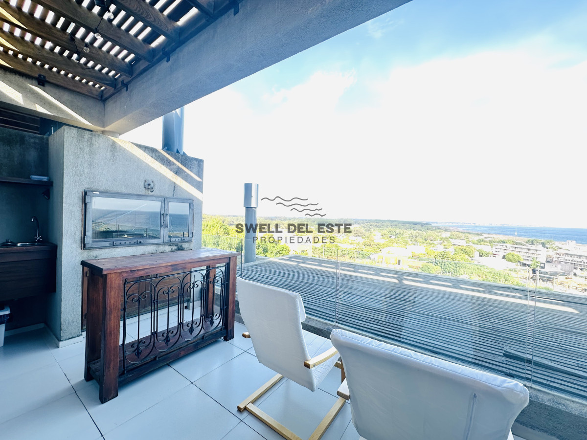 Apartamento ID.100 - Venta de Apartamento de 2 Dormitorios y Parrillero en la Loma de la Ballena en exclusivo complejo