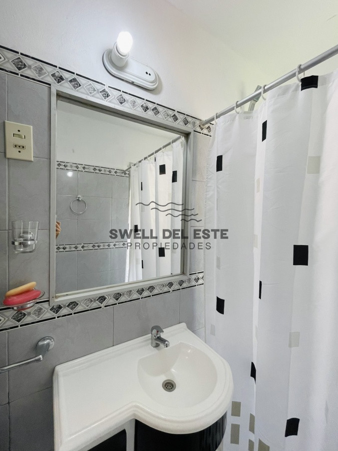 Apartamento ID.81 - Apartamento de 2 Dormitorios en Aidy Grill a Pocos Metros de Playa Brava - Venta