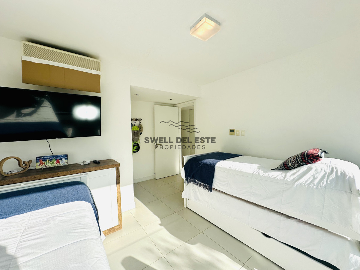 Apartamento ID.100 - Venta de Apartamento de 2 Dormitorios y Parrillero en la Loma de la Ballena en exclusivo complejo