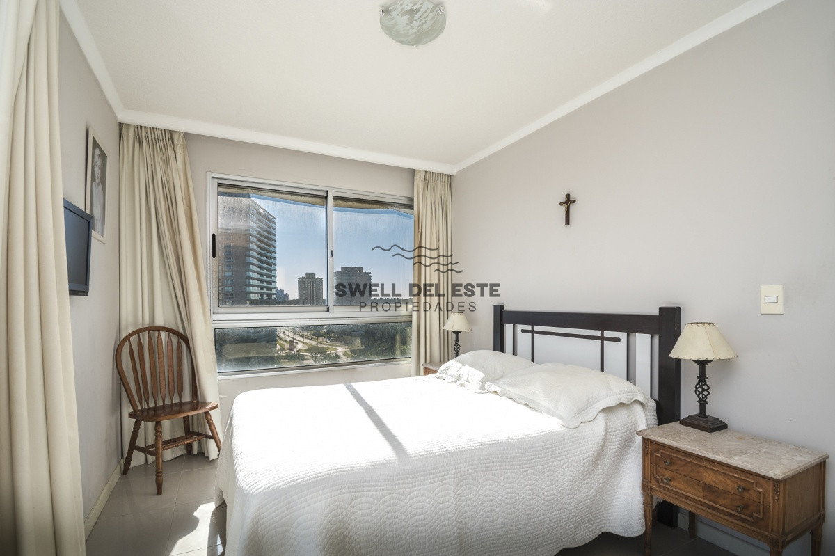 Apartamento ID.69 - Oportunidad en Venta! Apartamento de 2 Dormitorios en Ocean Drive, Punta del Este