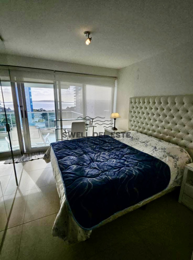 Apartamento ID.213 - Apartamento de 2 dormitorios con 2 baños y parrillero en venta Playa Mansa