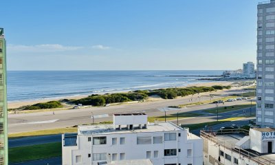 Apartamento de 2 Dormitorios a Estrenar en Venta, Playa Brava, Punta del Este