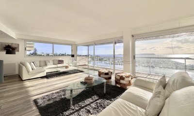 Apartamento de 6 Dormitorios Frente al Puerto de Punta del Este