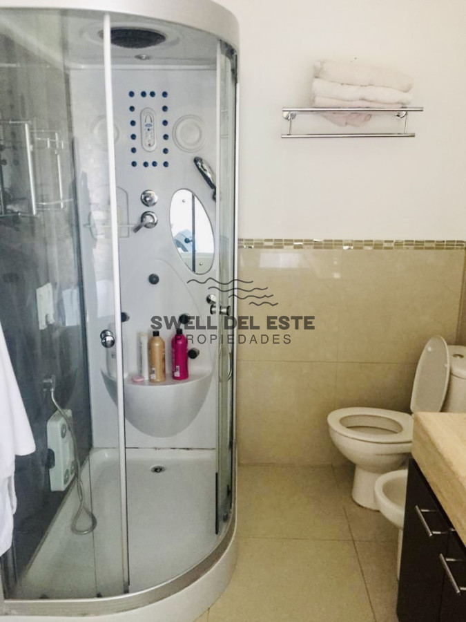 Casa ID.160 - Excelente Casa de 5 Dormitorios en Barrio Privado La Arbolada, Punta del Este