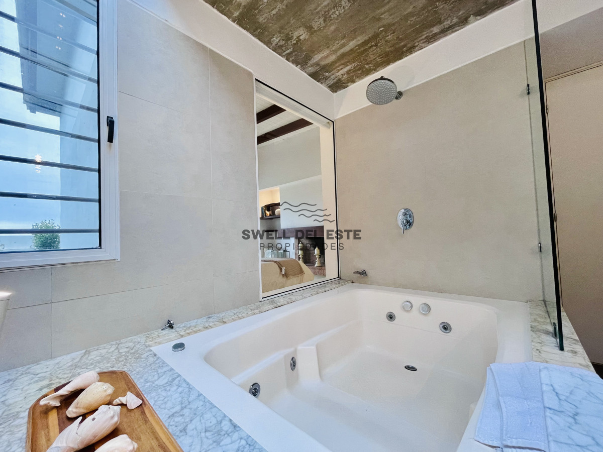 Casa ID.62 - Excelente Casa de 5 Dormitorios en Manantiales, Punta del Este