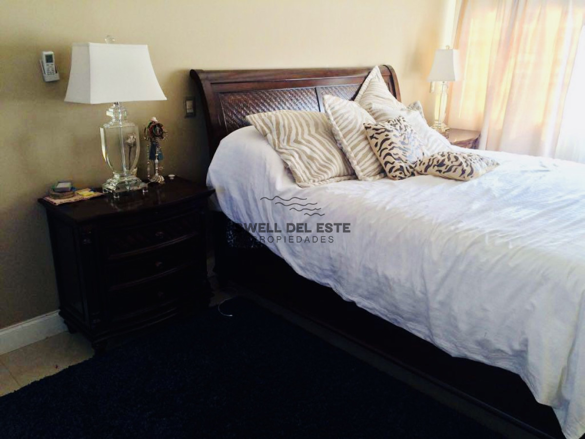 Casa ID.160 - Excelente Casa de 5 Dormitorios en Barrio Privado La Arbolada, Punta del Este