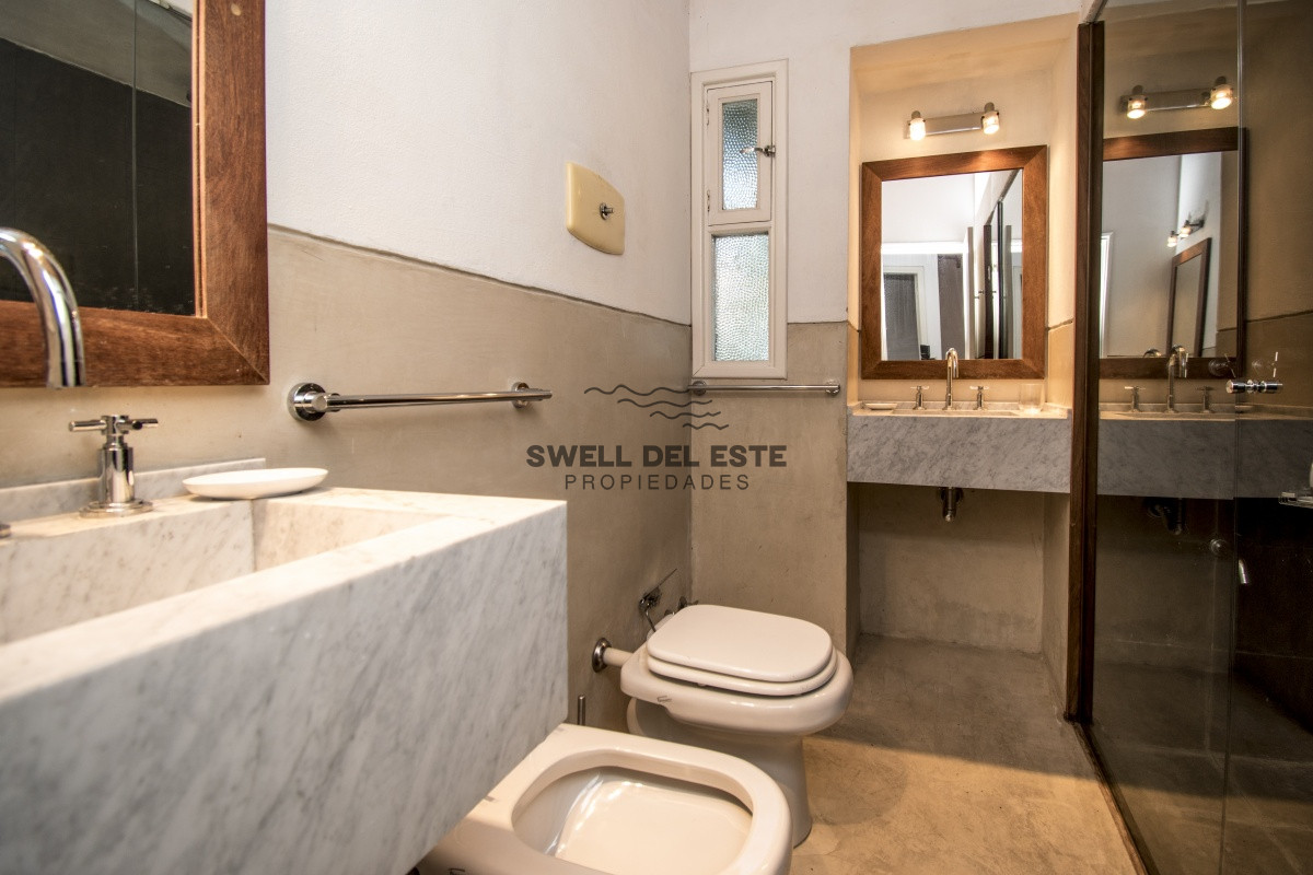 Casa ID.95 - Excelente Casa de 4 Dormitorios con Piscina y Parrillero en Montoya, La Barra