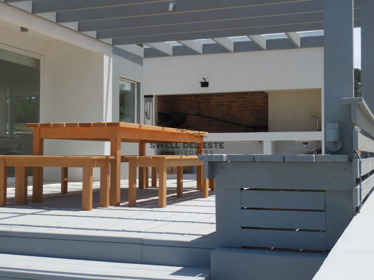 Casa ID.61 - Excelente Casa de 5 Dormitorios en Barrio Privado Pinar del Faro, José Ignacio