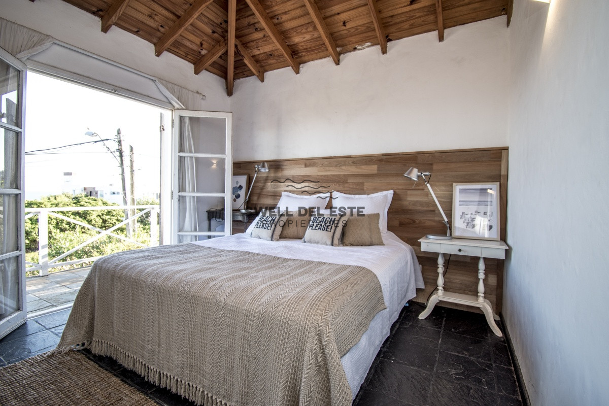 Casa ID.95 - Excelente Casa de 4 Dormitorios con Piscina y Parrillero en Montoya, La Barra