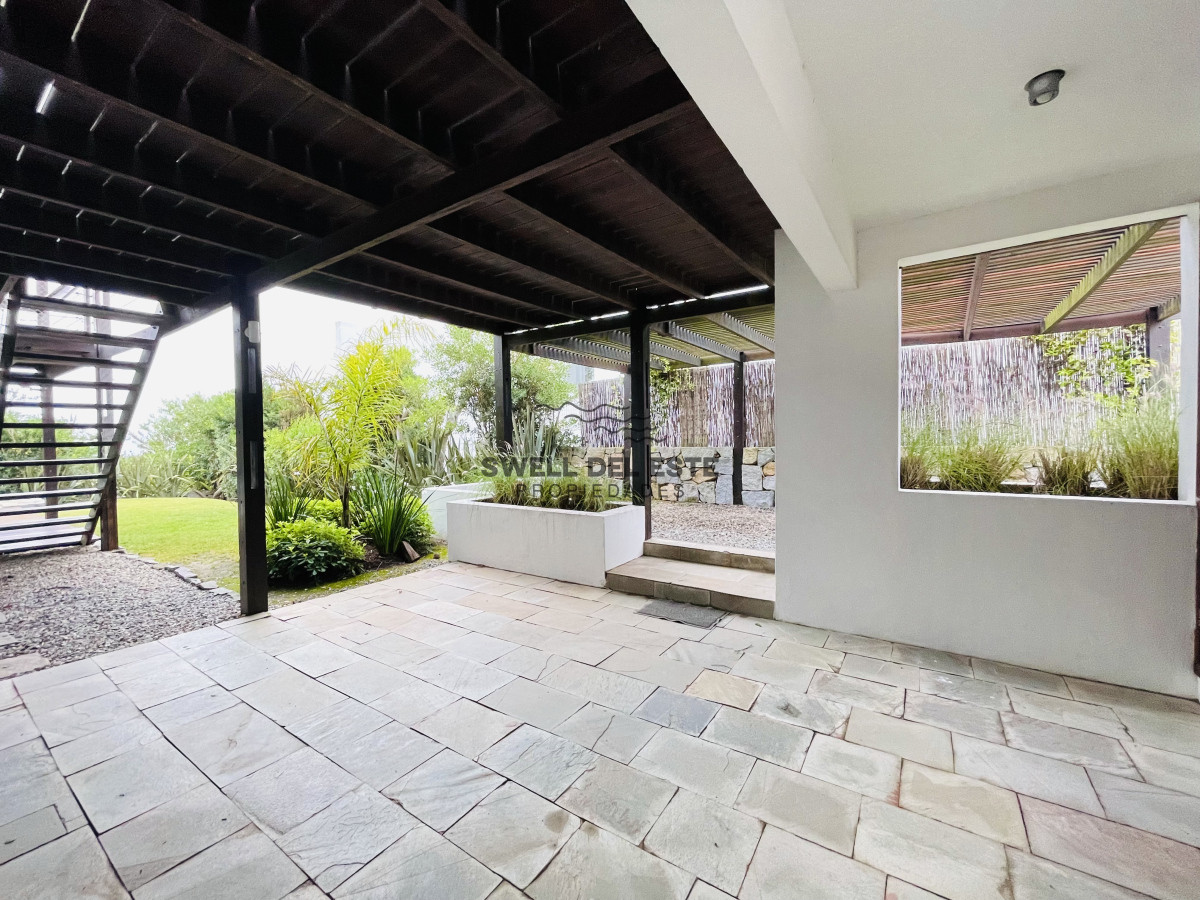 Casa ID.62 - Excelente Casa de 5 Dormitorios en Manantiales, Punta del Este