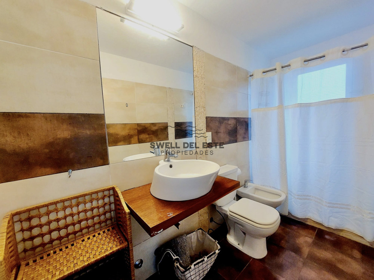 Casa ID.94 - Excelente Casa de 6 Dormitorios y Piscina en Montoya, La Barra