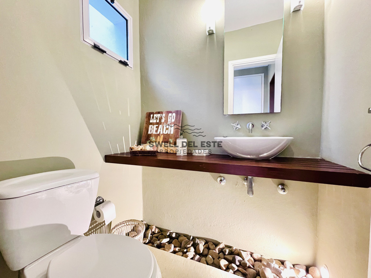 Casa ID.62 - Excelente Casa de 5 Dormitorios en Manantiales, Punta del Este