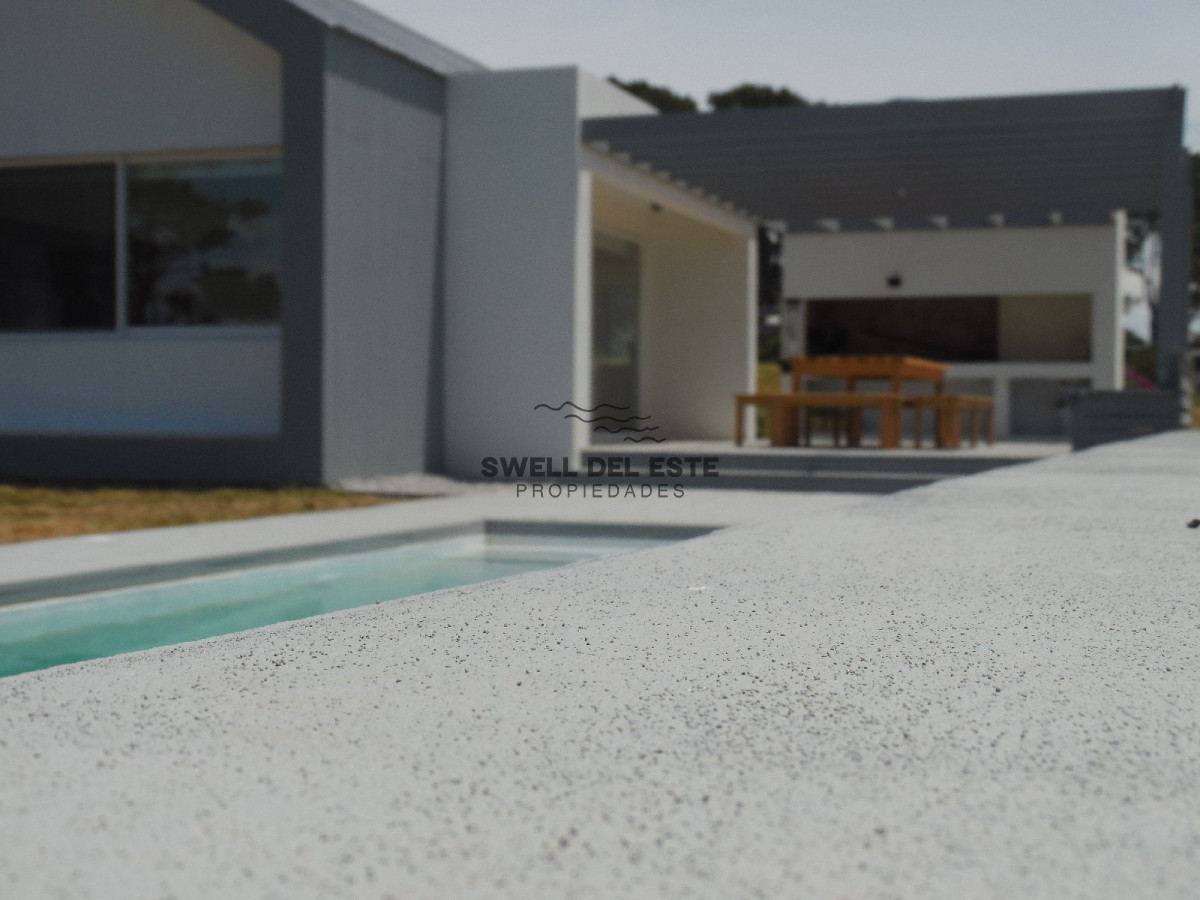 Casa ID.61 - Excelente Casa de 5 Dormitorios en Barrio Privado Pinar del Faro, José Ignacio