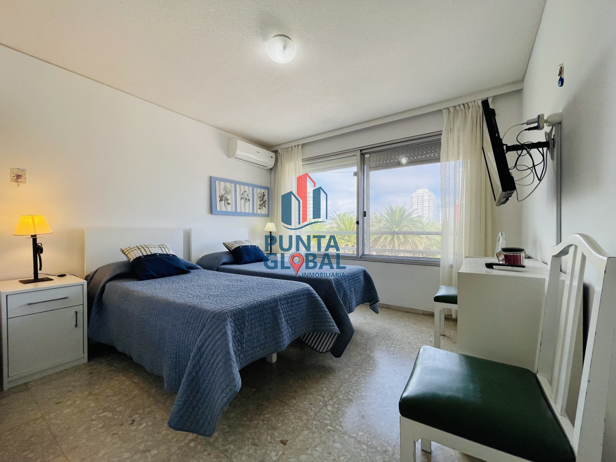 Apartamento ID.282 - Apartamento de 1 Dormitorio y Medio en la Península, Punta del Este