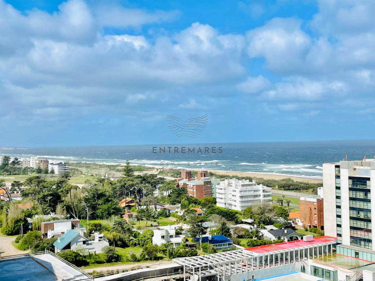 Apartamento ID.146 - Alquiler temporario y venta de apartamento en torre de playa Brava con dos dormitorios 