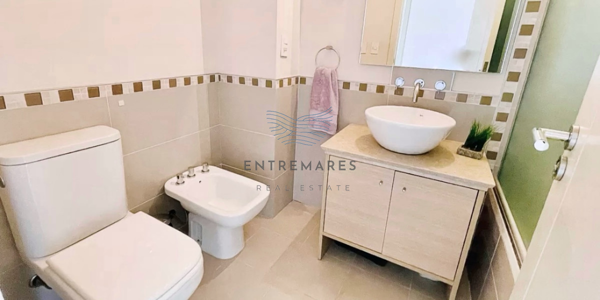 Apartamento ID.267 - Apartamento de 3 Dormitorios en Venta, Ocean Drive Punta del Este