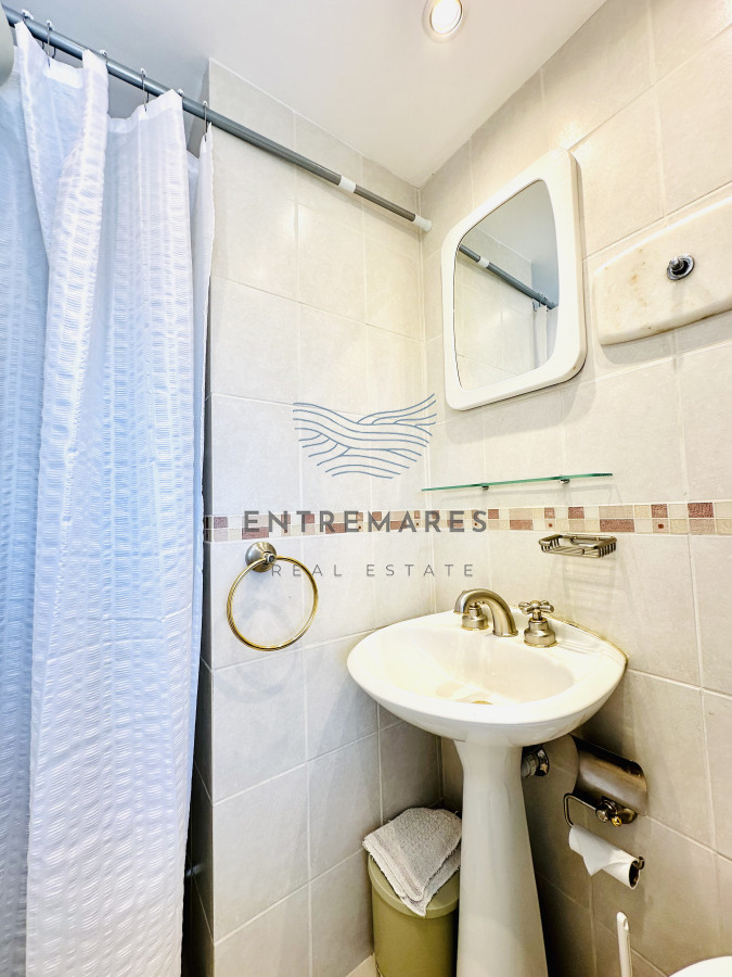 Apartamento ID.148 - Venta de magnífico apartamento de 3 dormitorios más dependencia en Roosevelt, Punta del Este