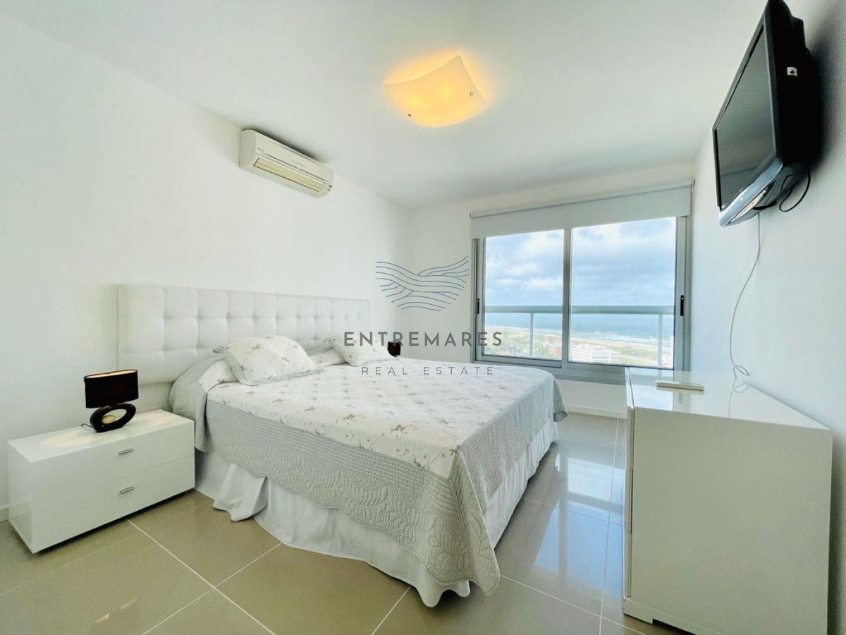 Apartamento ID.146 - Alquiler temporario y venta de apartamento en torre de playa Brava con dos dormitorios 