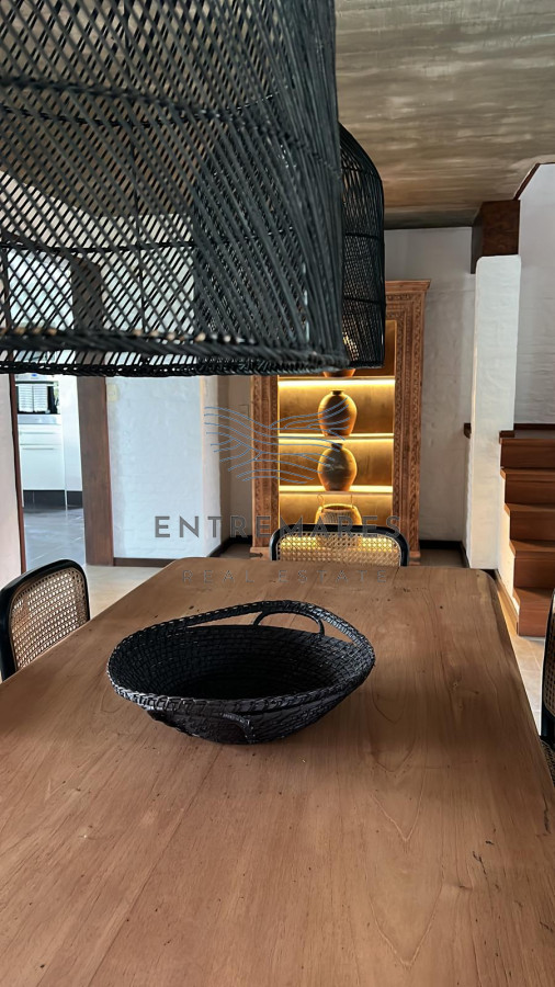 Casa ID.363 - Excelente casa moderna de 4 Dormitorios más dependencia en barrio privado Pinar del Faro, José Ignacio 