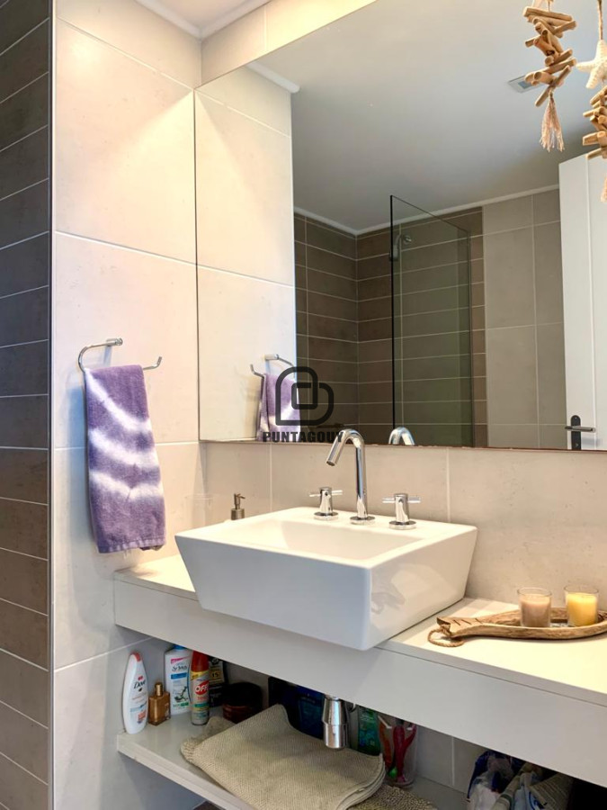 Apartamento ID.1796 - Excelente Apartamento de 2 Dormitorios en Ocean Drive, Punta del Este