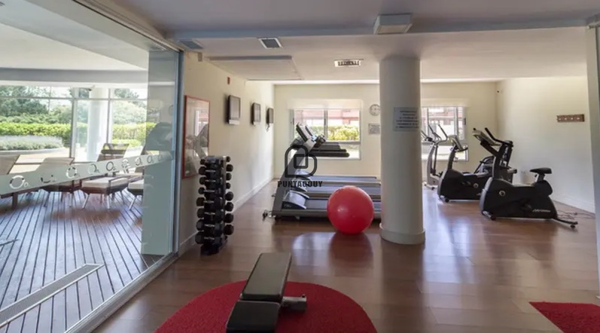 Apartamento ID.1796 - Excelente Apartamento de 2 Dormitorios en Ocean Drive, Punta del Este