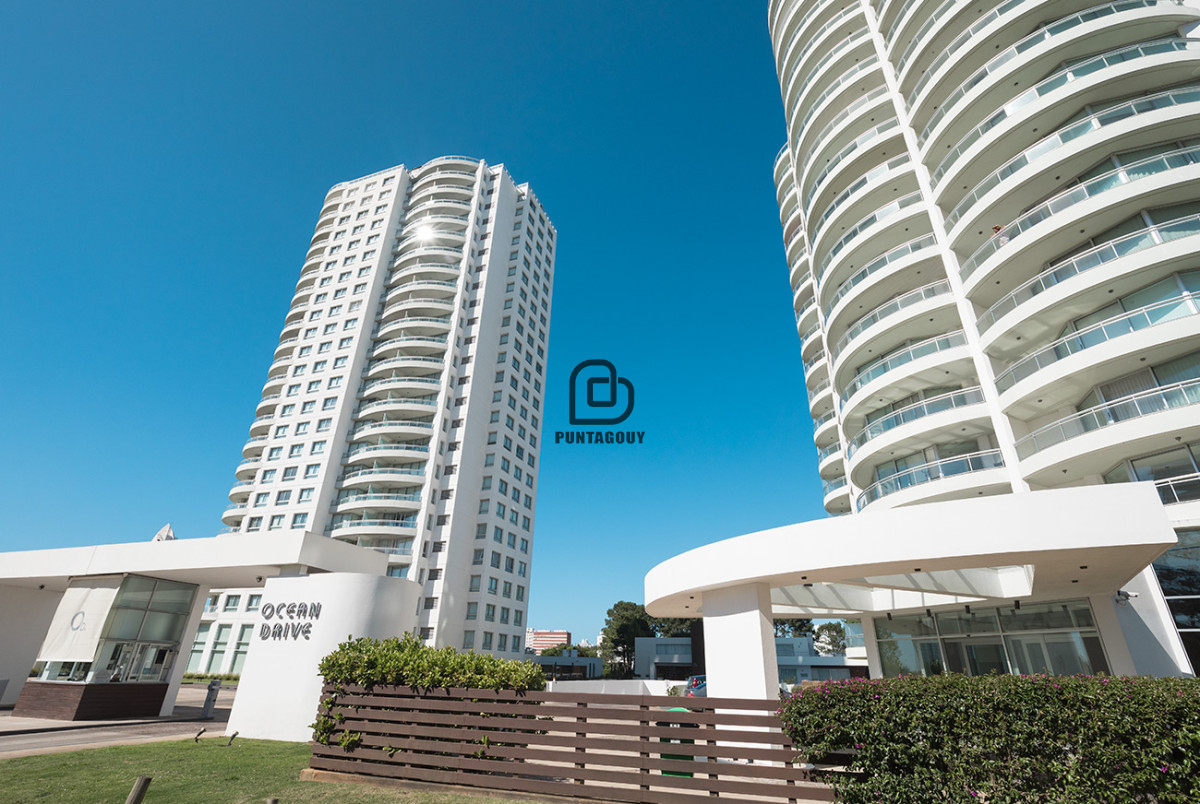 Apartamento ID.1796 - Excelente Apartamento de 2 Dormitorios en Ocean Drive, Punta del Este