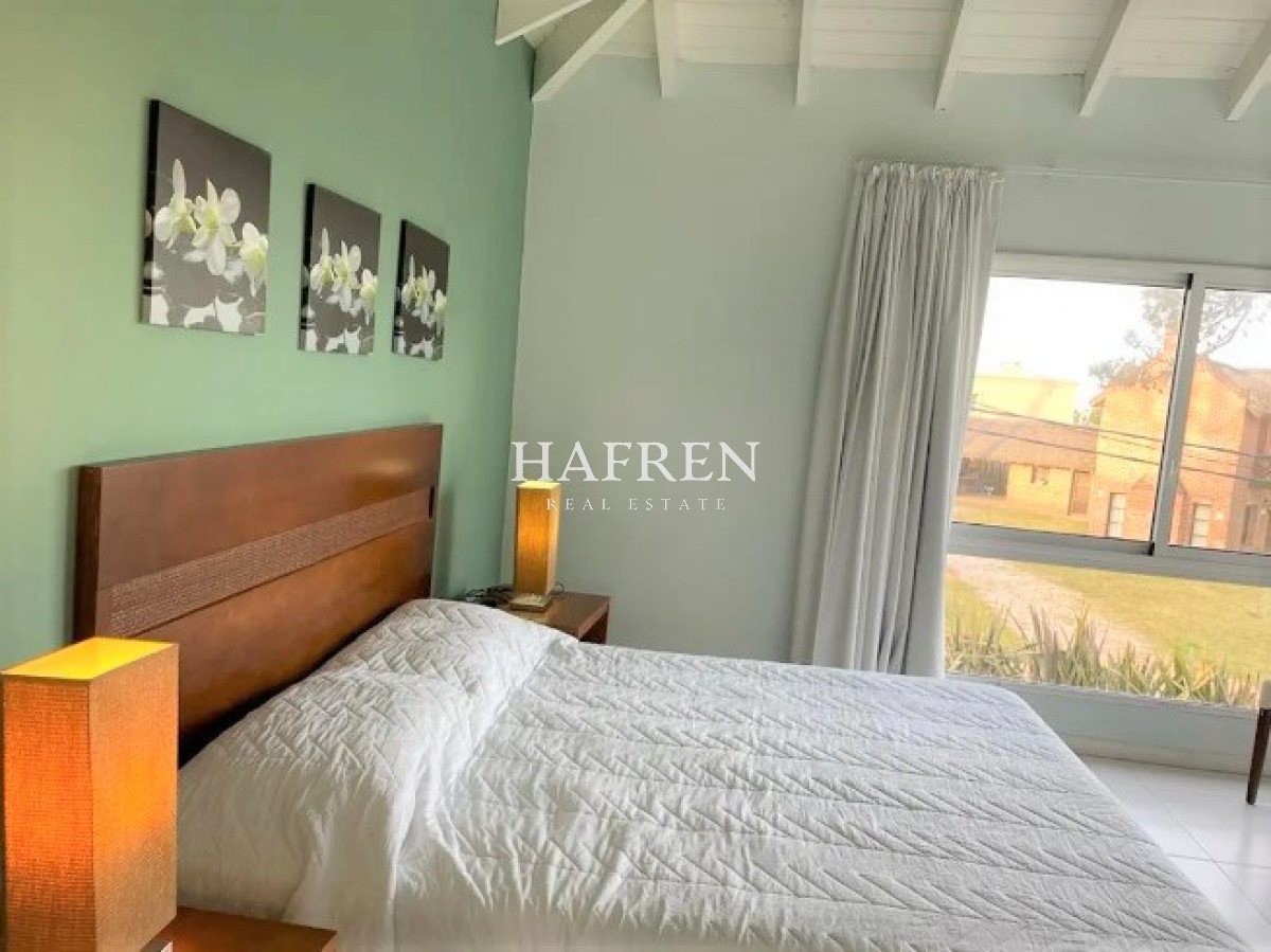 Casa ID.172 - Excelente Casa de 6 Dormitorios y Piscina en Montoya, La Barra