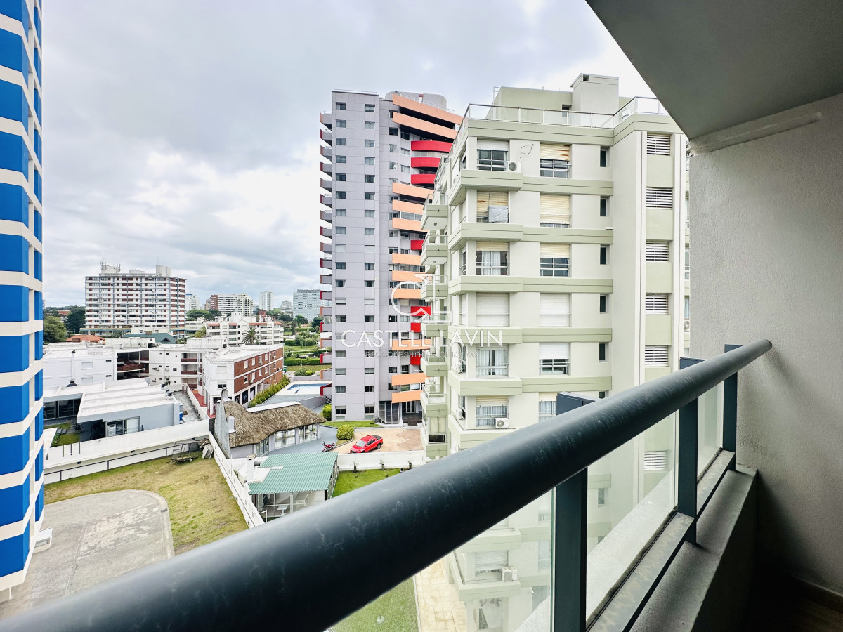 Apartamento ID.56 - Venta Apartamento 2 Dormitorios Playa Brava Punta del Este