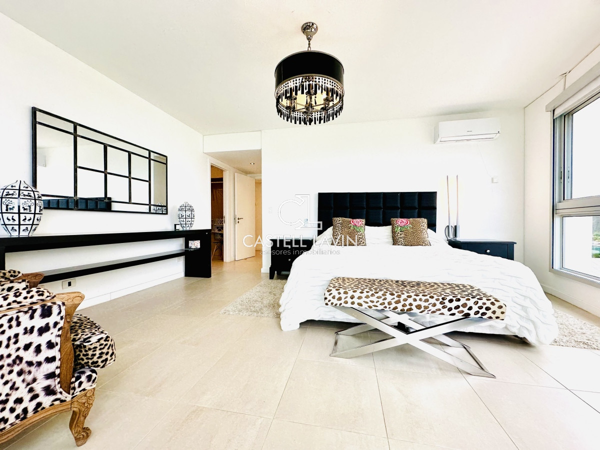 Apartamento ID.907 - Venta Apartamento 3 Dormitorios esquinero en Torre Le Parc Playa Brava Punta del Este