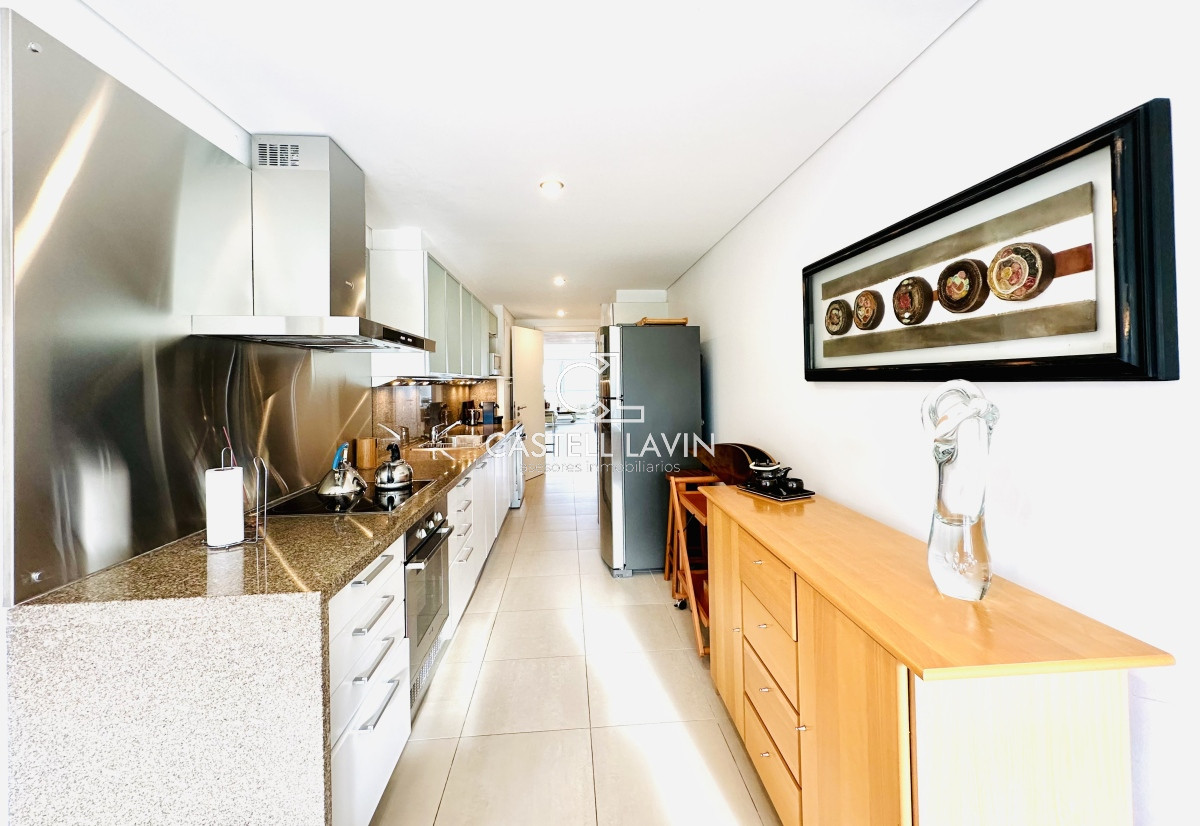 Apartamento ID.907 - Venta Apartamento 3 Dormitorios esquinero en Torre Le Parc Playa Brava Punta del Este