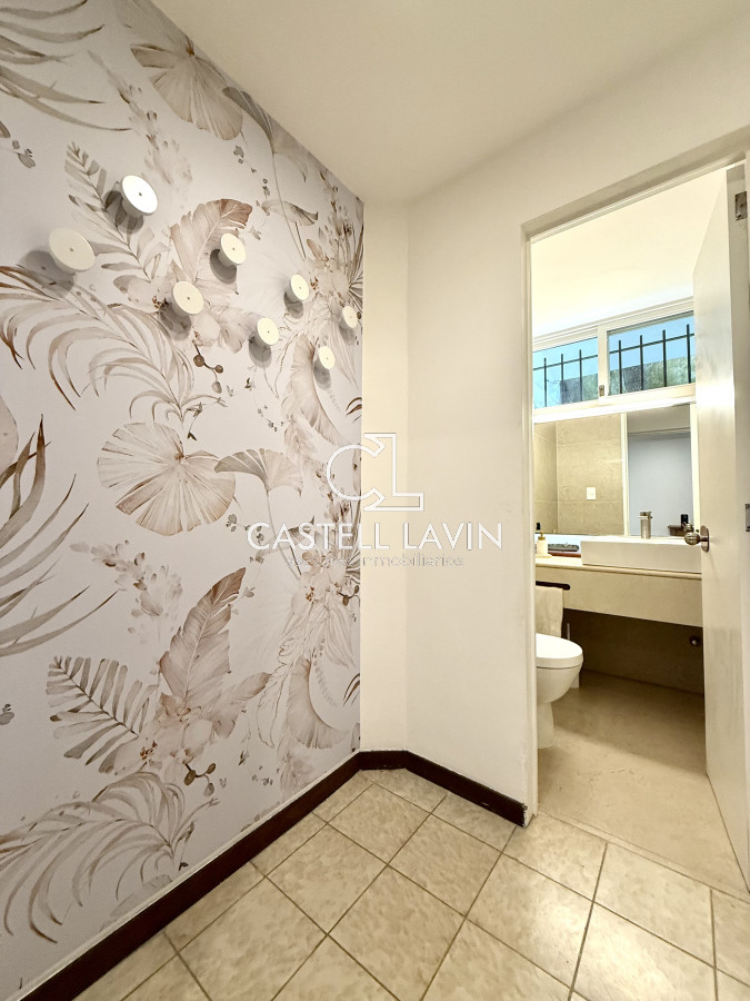 Casa ID.726 - Alquiler Temporal Casa  4 Dormitorios suites más dependencia en 4500 m2 piscina y parrillero  San Rafael Punta del Este