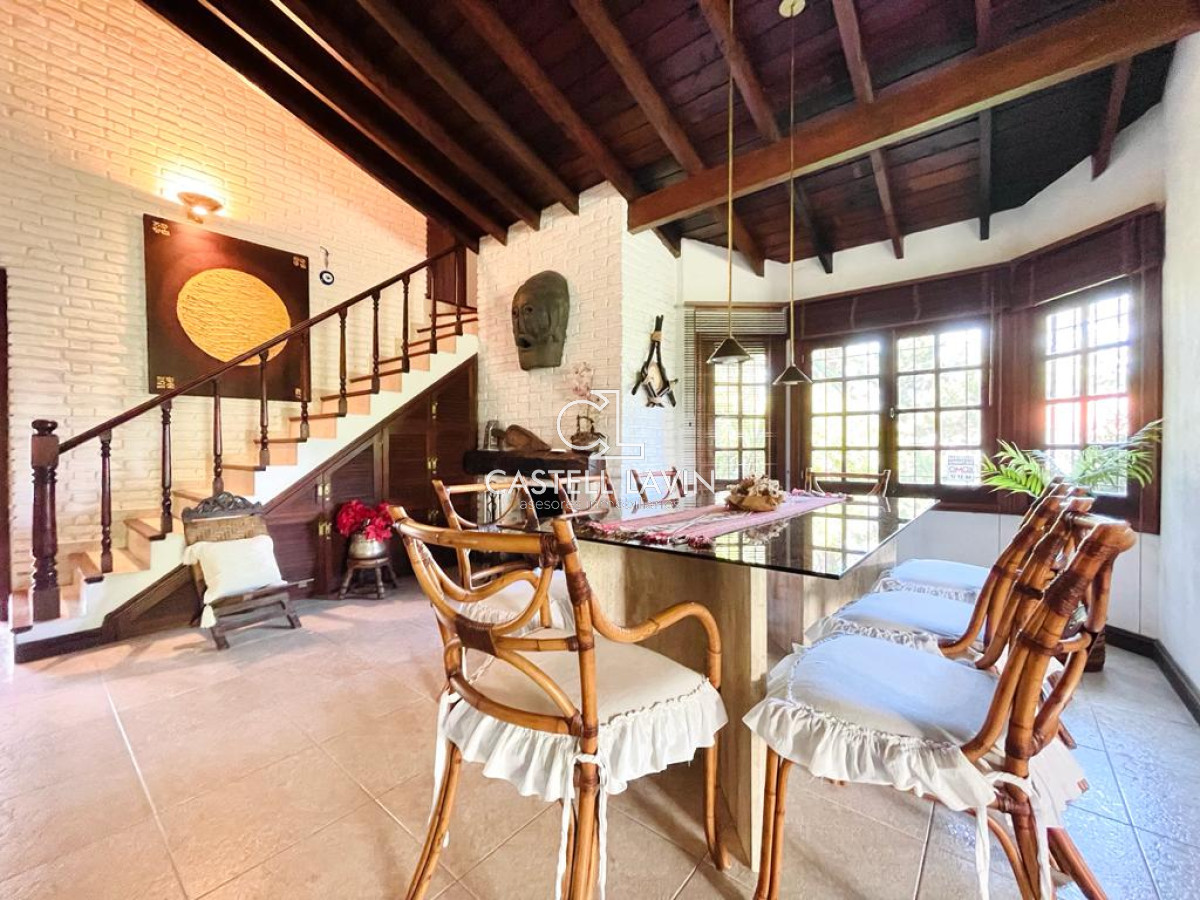 Casa ID.731 - Excelente Casa de 4 Dormitorios en Playa Mansa - Punta del Este