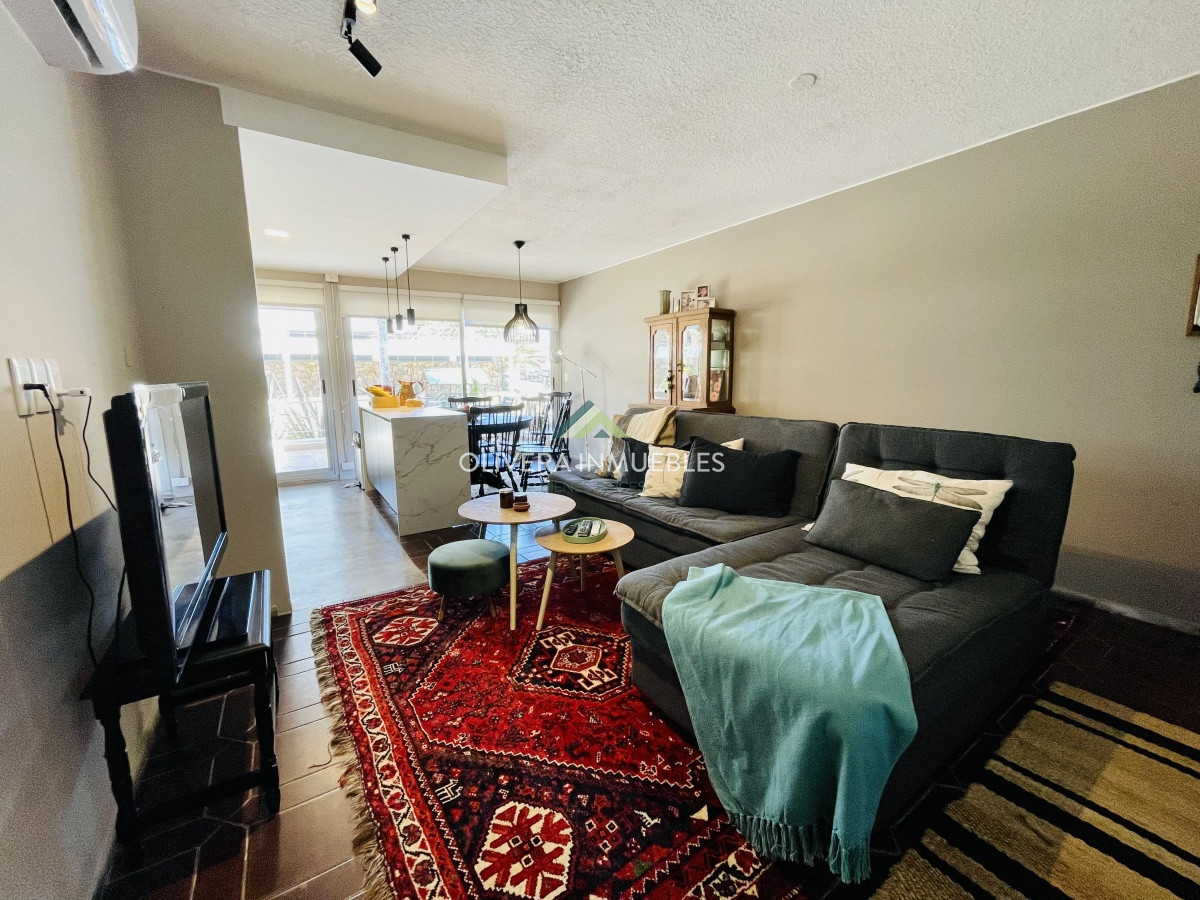 Apartamento ID.8959 - Alquiler temporario de apartamento de dos dormitorios con dos baños en Península a pasos del Puerto, Punta del Este