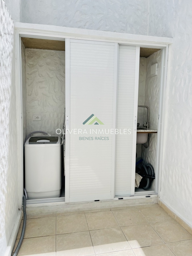 Apartamento ID.8959 - Alquiler temporario de apartamento de dos dormitorios con dos baños en Península a pasos del Puerto, Punta del Este